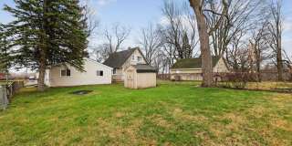 Charming 3BR House in Pontiac Gallery 27