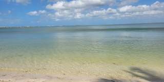 Beautifully renovated 2/2 condo downtown Sarasota with view of Bay! Gallery 40