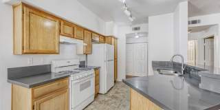 Adorable 1st Floor Condo In Gated Community! Gallery 7