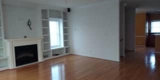 442 21st St Gallery 11