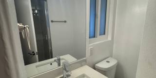6536LAM Gallery 3