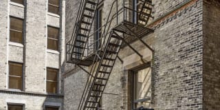 Pioneer Endicott Gallery 50