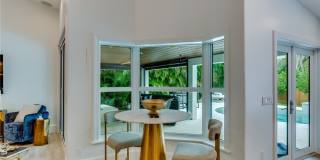 700 Holly Road Gallery 22