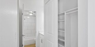 James Pointe Apartments Gallery 115
