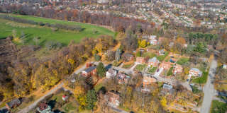 AVAILABLE JULY 1ST! ABSOLUTELY GORGEOUS & RENOVATED 2 bedroom in CASTLE SHANNON! Gallery 18