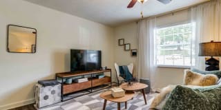 Eagle Pointe Gallery 14