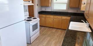 3 bed 1 bath single story home Gallery 7