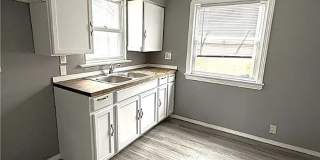 Renovated 3-Bedroom Colonial Near Shaker Heights – Move-In Ready Gallery 9