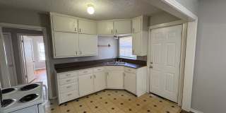 Cozy 2 bedroom in heart of Waco Gallery 4