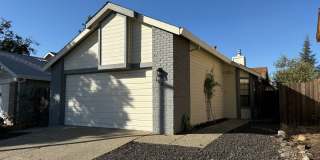 NICE SINGLE STORY HOME IN ROSEVILLE Gallery 1