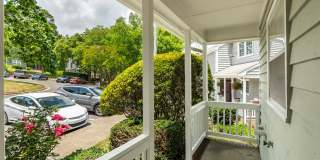 Woodcroft End of Unit Townhouse with Large Bedrooms Gallery 4