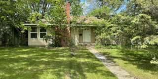 FIVE BEDROOM- Walking Distance to BSU Gallery 1