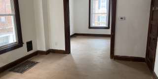 227 N Locust St Gallery 7