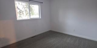 E. 38th Avenue Duplex's Gallery 24