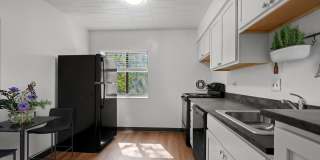Edgewood Court Gallery 8
