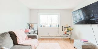 27 Willis Street Gallery 1