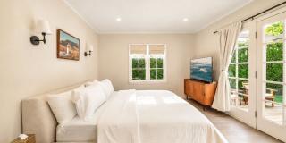 6537 Moore Dr Gallery 28