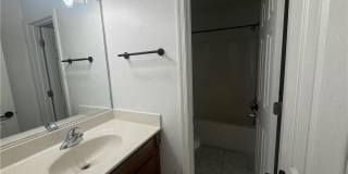 1314 Summit Avenue Gallery 13