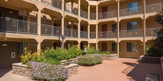 The Verandas Gallery 40