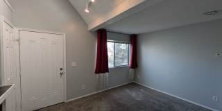 1 bed, 1 bath Natural Light w/Skylight! **Move-In Special** Gallery 1