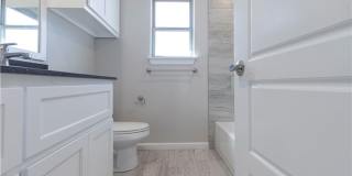 Luxury 4 Bedroom 3 Bathroom Home with bonus room & storm shelter in Deer Creek Schools- Neighborhood Pool/Park Gallery 21