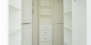 1450 S Barrington Ave Gallery 39