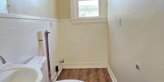 543 N Sumner Avenue Gallery 8