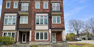 3 Bed, 3.5 Bath Home w/ 2 Car Garage and Lake Views Gallery 45