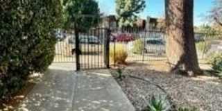 5728 Hazeltine Avenue Gallery 15