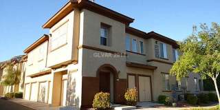 Rare & hard to find 2 BED & 2 BATH with ATTACHED GARAGE. Gallery 1