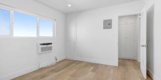 3637 Jasmine Apartments Gallery 9