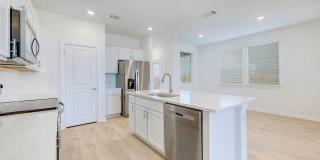 Modern Comfort in Avery Centre – Ready for You! Gallery 10