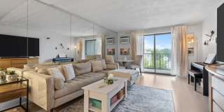 12 Pond Ln Gallery 1