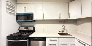3511 Dickens Gallery 4
