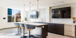 The District Gallery 8