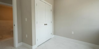 242 Beacon Ave Gallery 4