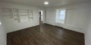 PRE-LEASING! AVAILABLE JUNE 15TH - 5 BED/3 BATH CENTRAL LBK Gallery 5