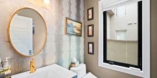 Luxury 4BD, 6BA Cherry Creek Home with 4 Outdoor Spaces Gallery 13