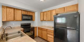 330 Graceland Grove Gallery 3