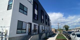 Newer Build Near Light Rail with Mountain Views Newer Build Near Light Rail with Mountain Views Gallery 1