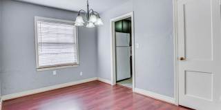 Cute 2 Bed | 1 Bath | 1 Car Garage Gallery 4