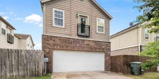 Furnished 3 bed/2.5 bath Gallery 18