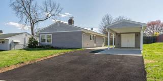 49 MISTLETOE Lane Gallery 1