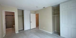 Light and Bright 3 Bedroom 2 Bath Oceanside Home! Gallery 9