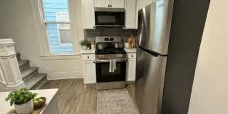 977 Miller Avenue Gallery 7