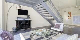 Franklin Place Gallery 29