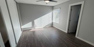 The James Apartments Gallery 27