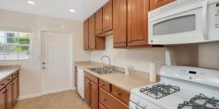 Single Level Family House Gallery 8