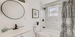 5213 Midwood Avenue Gallery 15