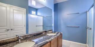 Gorgeous 4 bed 3 bath Single Level Home in Norterra Area Gallery 9